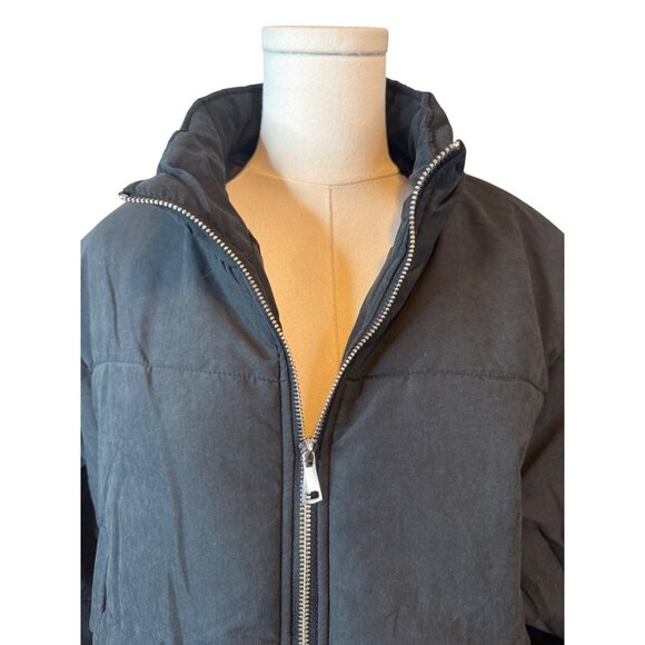 NWT PrettyLittleThing  Medium Black Puffer Jacket Polyester - Picture 3 of 12